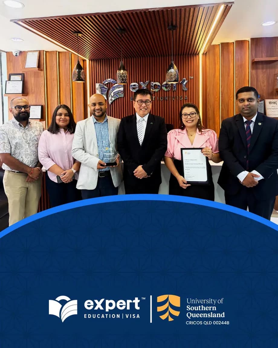 Expert Education staff with their University of Southern Queensland partnership award